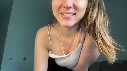 Ema online show from 06-12-26, 07:29