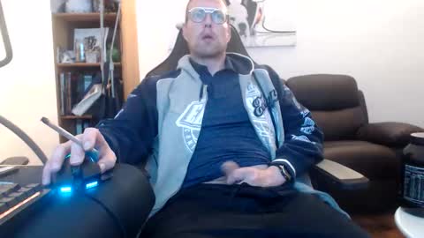 nursefan online show from 10-09-25, 07:23