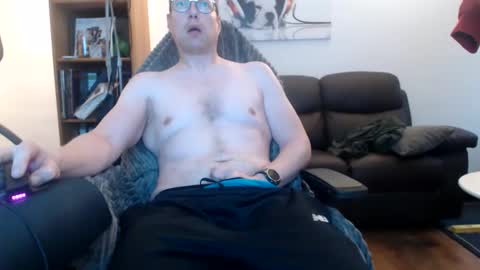 nursefan online show from 10-20-25, 06:36