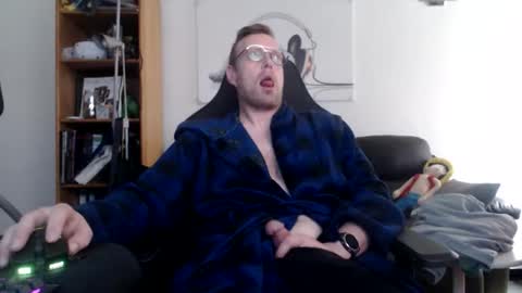 nursefan online show from 11-01-25, 08:38