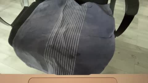 Snapshot of nuvolosoturin chatting on 01-09-25, 10:41 nuvolosoturin online show from 01-09-25, 10:41