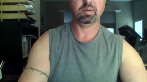 nvrenuff1979 online show from 11-03-25, 12:39