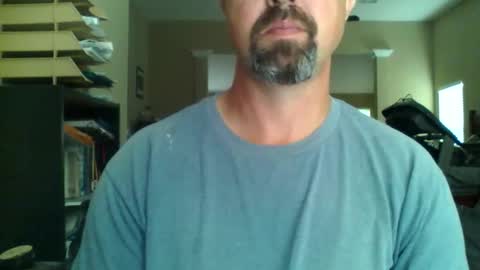 nvrenuff1979 online show from 04-05-26, 01:08