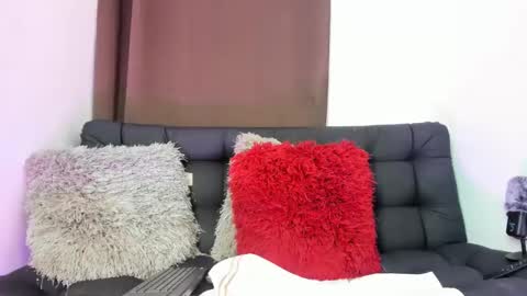 Nia online show from 03-02-25, 03:24