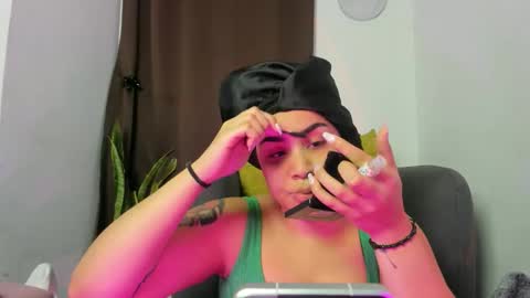 Snapshot of nyalgasai1 chatting on 05-24-26, 12:37 Nia online show from 05-24-26, 12:37