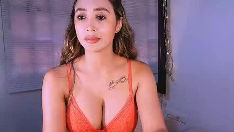 Nycole online show from 10-22-25, 05:56