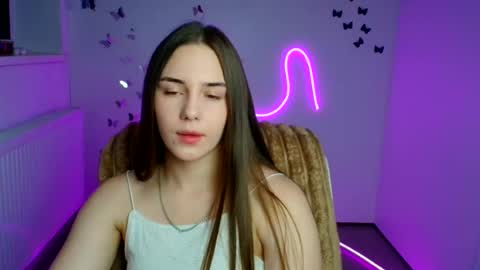 Nykara online show from 06-19-26, 06:18