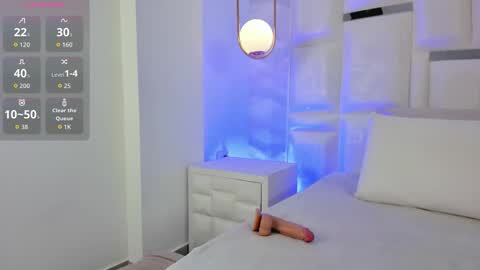 Snapshot of nyla_azura chatting on 12-05-25, 02:03 Nyla online show from 12-05-25, 02:03