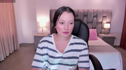 nylaa_rose online show from 10-04-25, 06:50