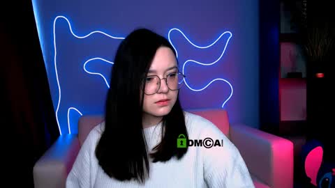 Snapshot of nymiraa chatting on 04-25-26, 12:41 Mira online show from 04-25-26, 12:41