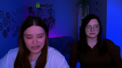 Snapshot of nymiraa chatting on 04-27-26, 01:09 Mira online show from 04-27-26, 01:09