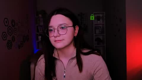 Snapshot of nymiraa chatting on 05-03-26, 01:17 Mira online show from 05-03-26, 01:17