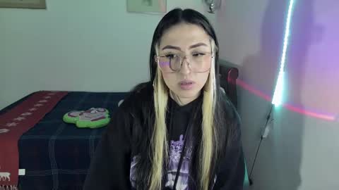 Snapshot of nymph_frida chatting on 12-26-24, 08:07 Frida online show from 12-26-24, 08:07