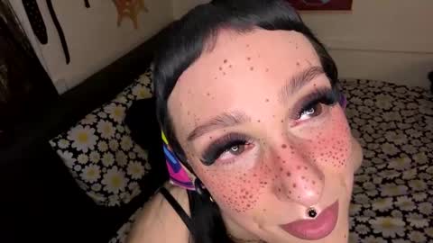 Snapshot of nymphaeaorion chatting on 03-02-25, 01:04 Nymphaea online show from 03-02-25, 01:04