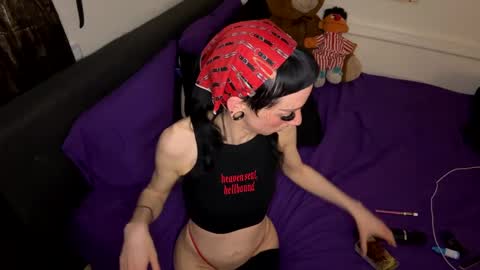 Snapshot of nymphaeaorion chatting on 03-08-25, 02:12 Nymphaea online show from 03-08-25, 02:12