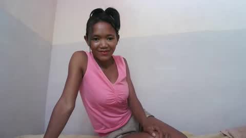 Snapshot of nympholinha chatting on 01-31-25, 04:47 nympholinha online show from 01-31-25, 04:47
