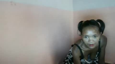 Snapshot of nympholinha chatting on 02-10-25, 02:05 nympholinha online show from 02-10-25, 02:05