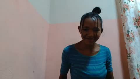 Snapshot of nympholinha chatting on 02-26-25, 04:36 nympholinha online show from 02-26-25, 04:36