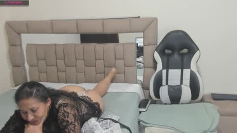 Snapshot of nyomi_browm chatting on 02-24-25, 12:16 nyomi browm online show from 02-24-25, 12:16