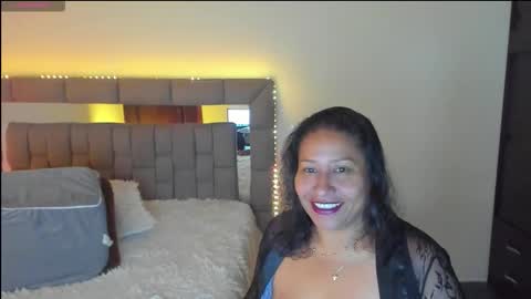Snapshot of nyomi_browm chatting on 09-24-25, 08:28 nyomi browm online show from 09-24-25, 08:28