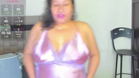 Snapshot of nyomi_browm chatting on 11-27-25, 10:39 nyomi browm online show from 11-27-25, 10:39