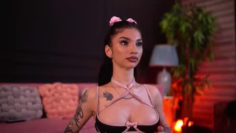 Nyssa online show from 02-07-26, 06:44