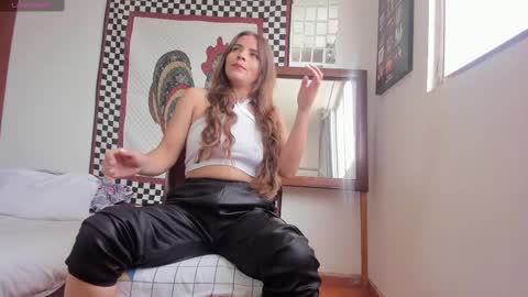 Laura nyu online show from 12-16-24, 01:00