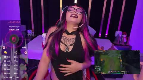 Nyvet online show from 02-20-26, 01:44