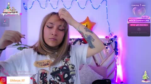 Snapshot of nyx_andria chatting on 12-19-24, 10:13 Alex   .    online show from 12-19-24, 10:13