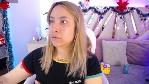 Snapshot of nyx_andria chatting on 12-29-24, 03:11 Alex   .    online show from 12-29-24, 03:11