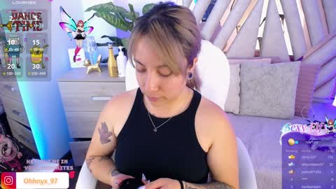 Snapshot of nyx_andria chatting on 01-17-25, 02:39 Alex   .    online show from 01-17-25, 02:39