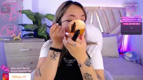 Snapshot of nyx_andria chatting on 03-06-25, 08:59 Alex   .    online show from 03-06-25, 08:59