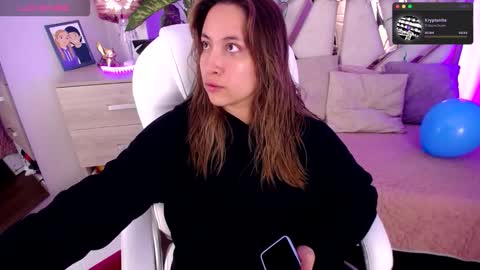 Snapshot of nyx_andria chatting on 10-05-25, 09:45 Alex   .    online show from 10-05-25, 09:45