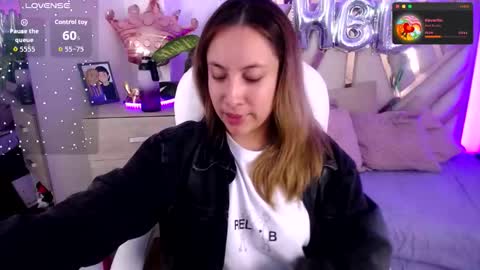 Snapshot of nyx_andria chatting on 10-07-25, 09:34 Alex   .    online show from 10-07-25, 09:34