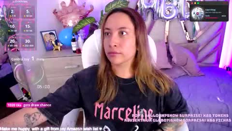 Snapshot of nyx_andria chatting on 10-08-25, 10:40 Alex   .    online show from 10-08-25, 10:40