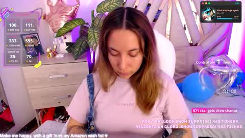 Snapshot of nyx_andria chatting on 10-14-25, 09:04 Alex   .    online show from 10-14-25, 09:04