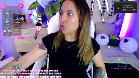 Snapshot of nyx_andria chatting on 10-27-25, 09:52 Alex   .    online show from 10-27-25, 09:52