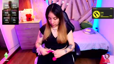 Snapshot of nyx_andria chatting on 06-04-26, 02:17 Alex . online show from 06-04-26, 02:17