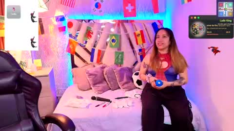 Snapshot of nyx_andria chatting on 06-11-26, 05:27 Alex . online show from 06-11-26, 05:27