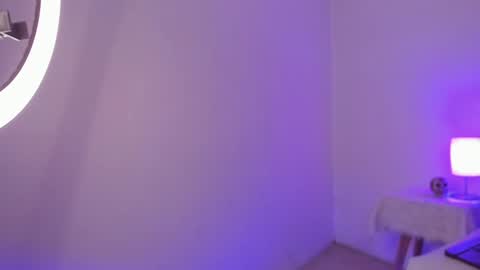   online show from 01-11-25, 08:33