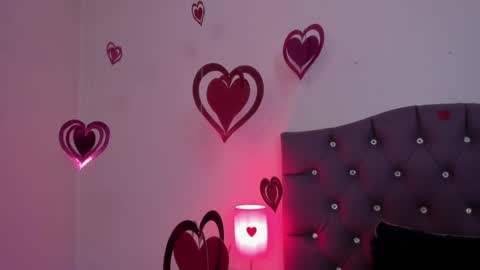   online show from 02-12-25, 08:49