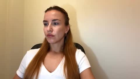 Snapshot of nyxelia_ chatting on 10-28-25, 08:40 Anastasia online show from 10-28-25, 08:40