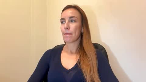 Snapshot of nyxelia_ chatting on 10-31-25, 08:15 Anastasia online show from 10-31-25, 08:15