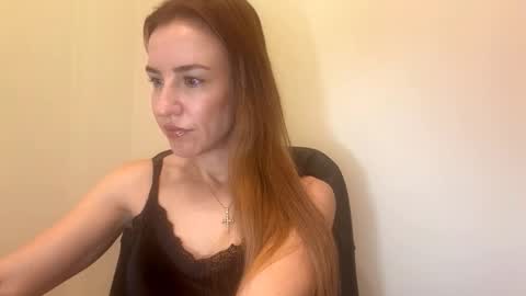 Snapshot of nyxelia_ chatting on 12-01-25, 08:30 Anastasia online show from 12-01-25, 08:30
