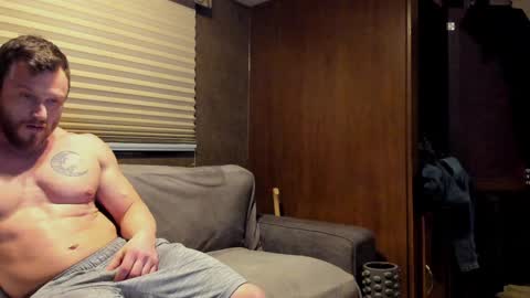 Snapshot of nzmone chatting on 01-10-25, 05:47 FitDogg online show from 01-10-25, 05:47