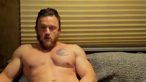 Snapshot of nzmone chatting on 11-29-25, 03:31 FitDogg online show from 11-29-25, 03:31