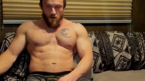 Snapshot of nzmone chatting on 12-14-25, 02:39 FitDogg online show from 12-14-25, 02:39