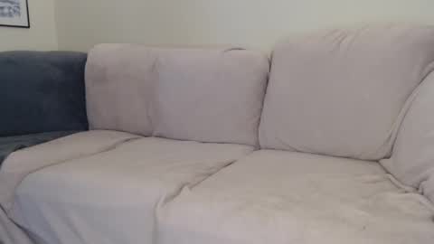 Stef  Derek online show from 12-13-24, 08:47