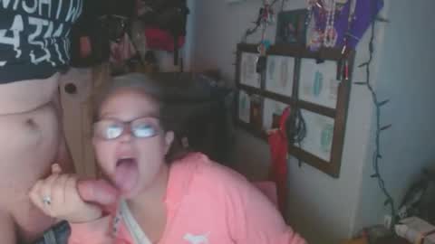 o0oshesquirt4hims online show from 12-15-24, 04:18