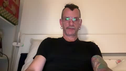 Jonathan Deep online show from 02-18-26, 01:01